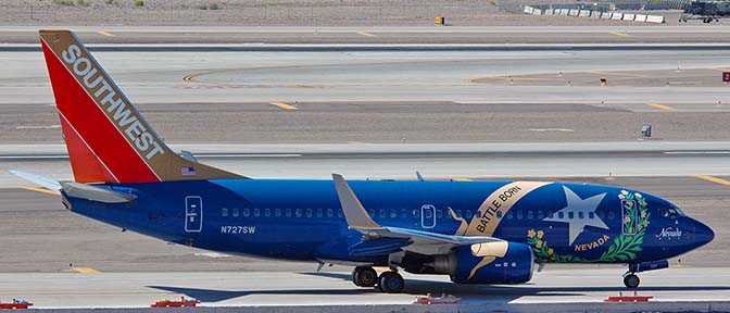 Southwest Boeing 737-7H4 N727SW Nevada One, Phoenix Sky Harbor, April 11, 2006